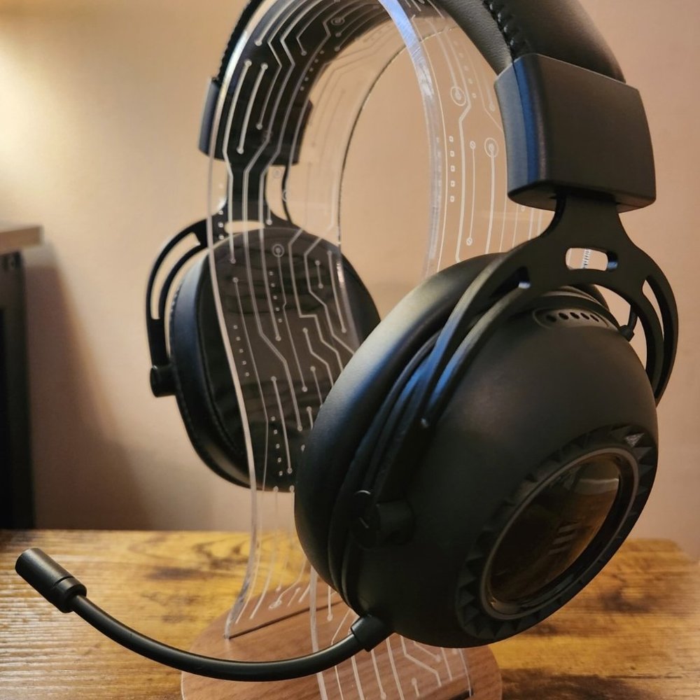 NIB Wireless RGB Gaming Headset